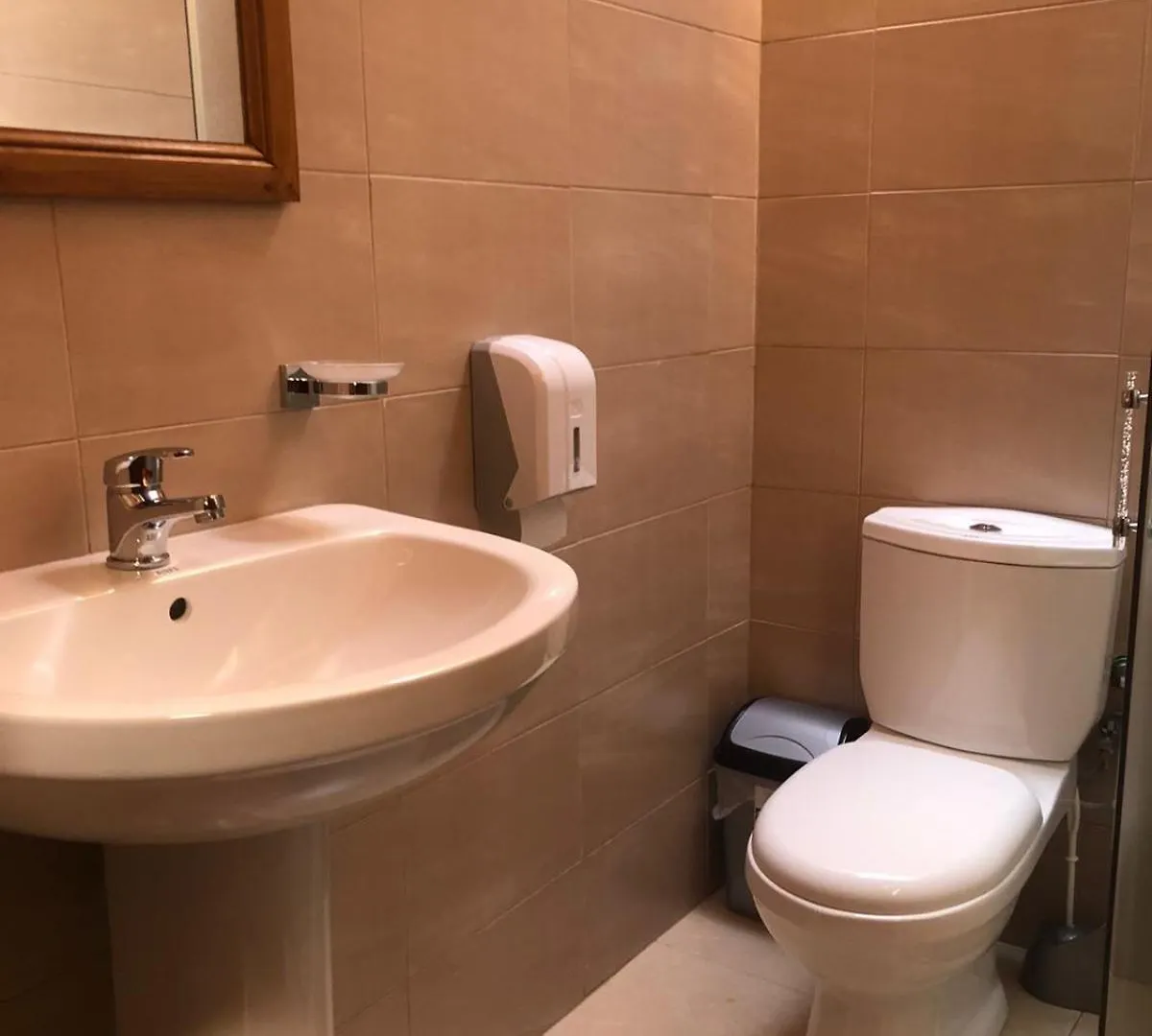 Hotel Demaj Berat