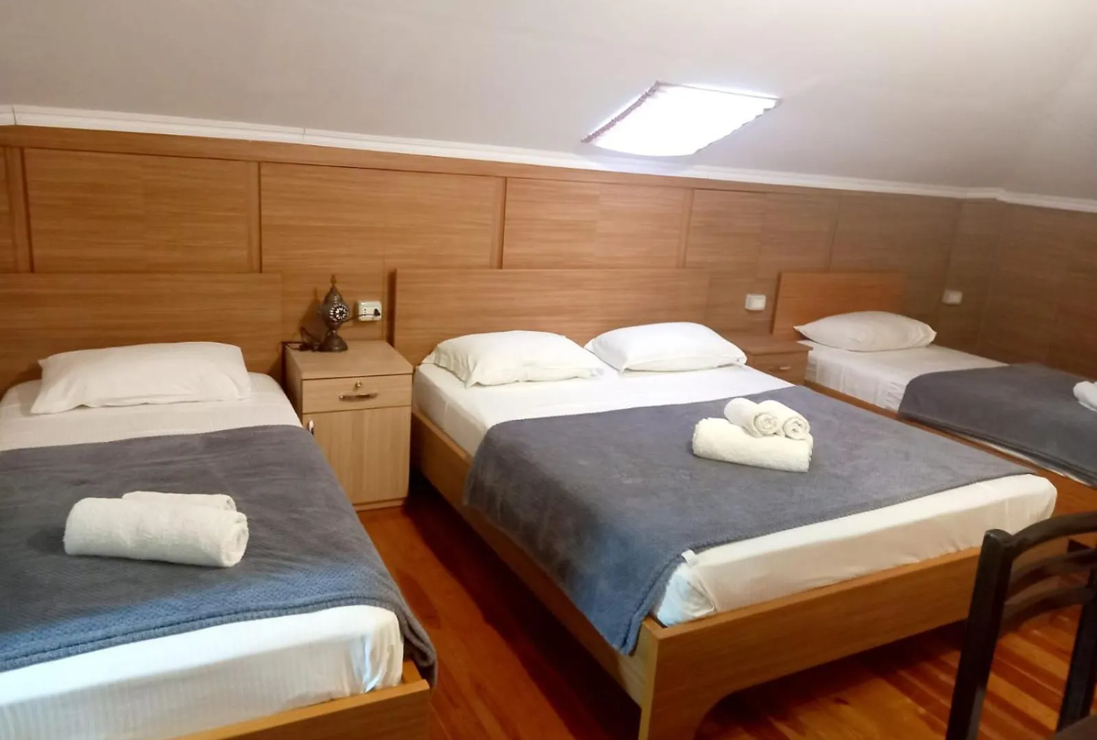 Hotel Demaj Berat 0*,