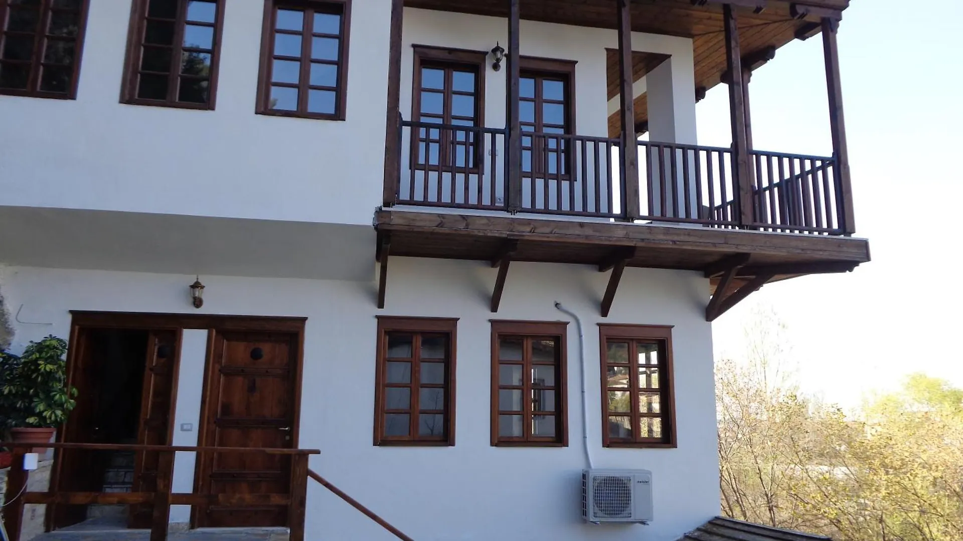 Bed & Breakfast Hotel Demaj Berat