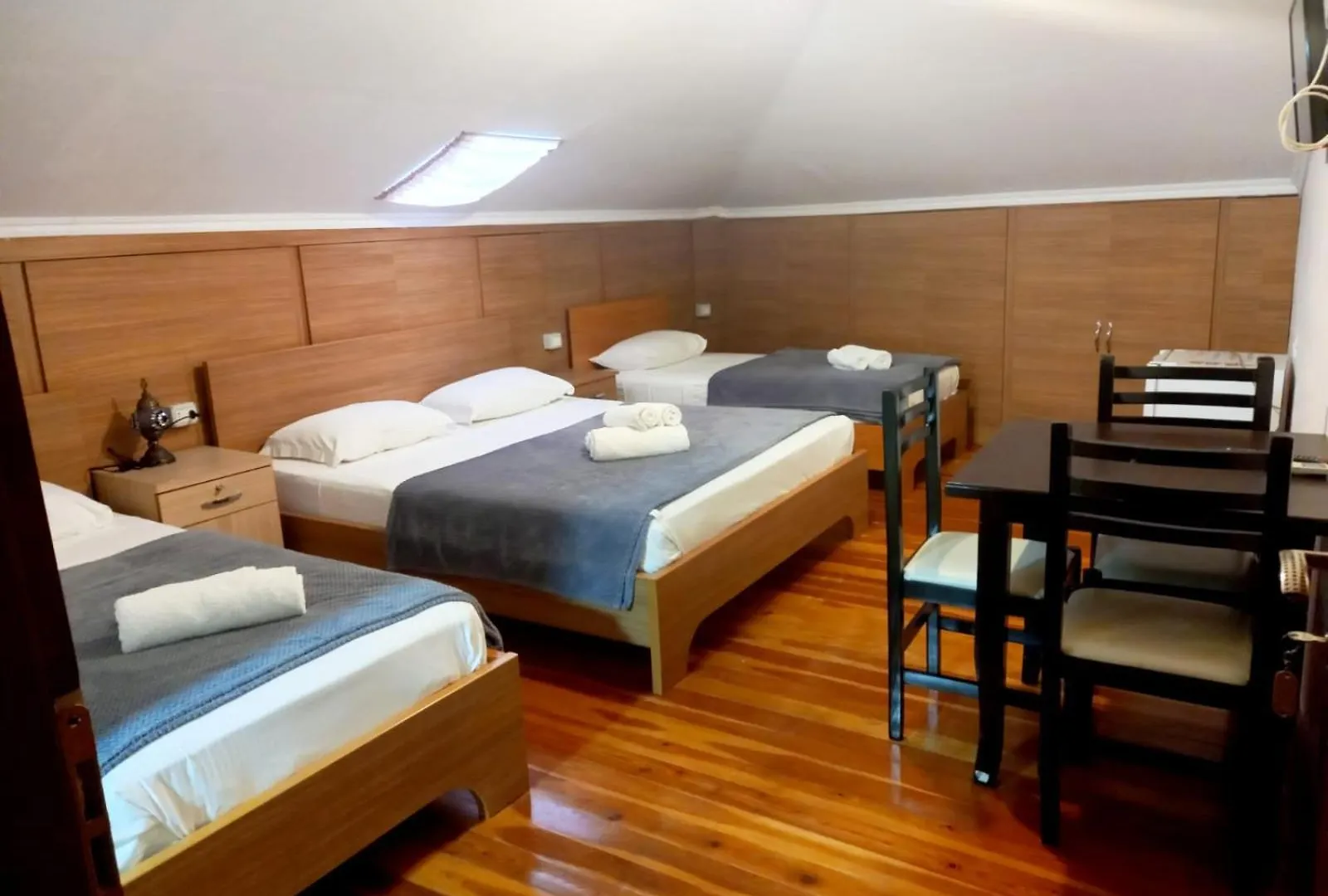 Bed & Breakfast Hotel Demaj Berat
