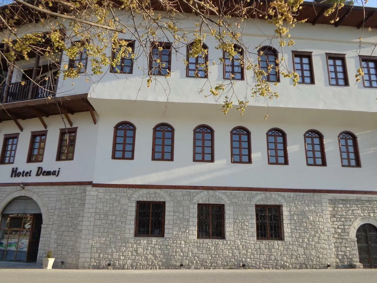 Hotel Demaj Berat Bed & Breakfast